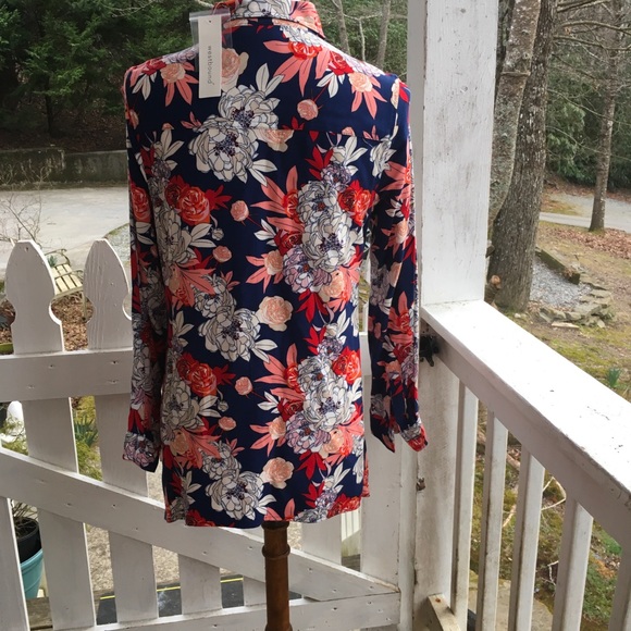 Westbound Bouquet Floral Top S FREE SHIP - Picture 3 of 4